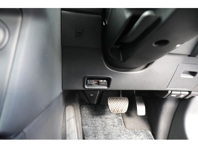 4WD/Sunroof/Navi/TV/AW/LeatherSeat/BackCamera/NonSmoking/Airbag/ABS/PW/PS