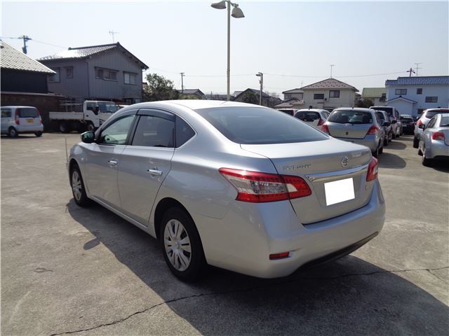 صورة مصغرة 11 لـ 2013 Nissan SYLPHY