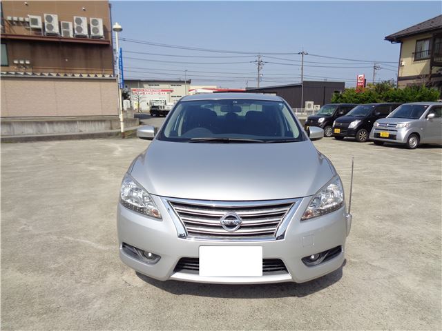 2013 Nissan SYLPHY — фото 8