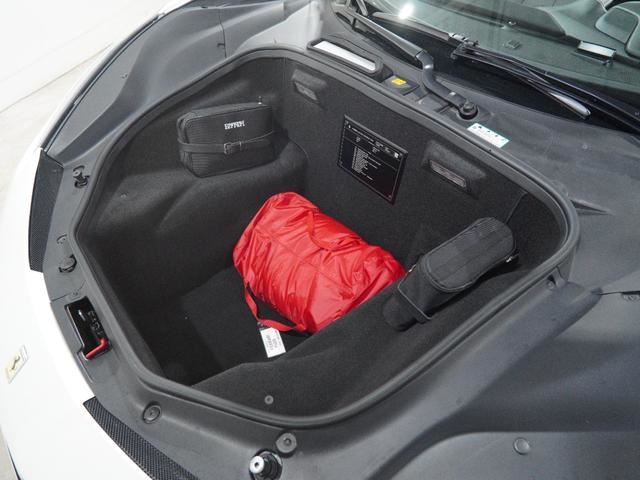 صورة مصغرة 27 لـ 2017 Ferrari 488 SPIDER