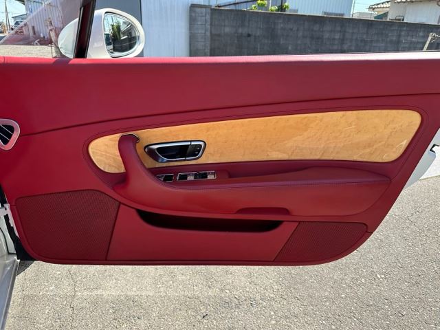 صورة مصغرة 38 لـ 2007 Bentley CONTINENTAL GTC