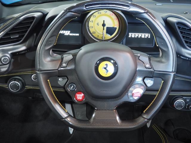2016 Ferrari 488 SPIDER 缩略图 12