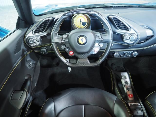 2016 Ferrari 488 SPIDER 缩略图 11