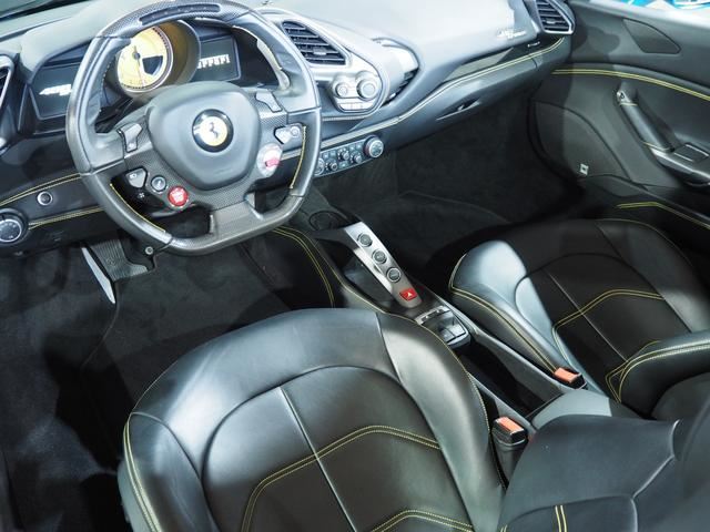 2016 Ferrari 488 SPIDER 缩略图 10