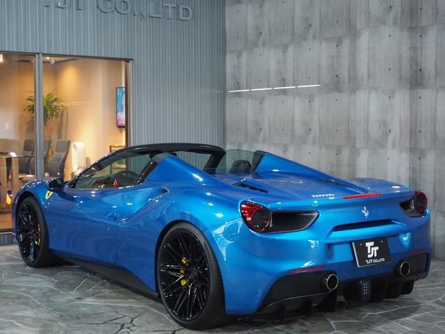 2016 Ferrari 488 SPIDER 缩略图 7