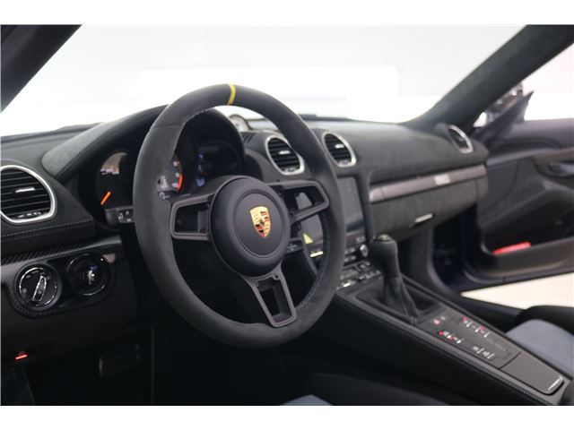 2024 Porsche 718 SPYDER 缩略图 39