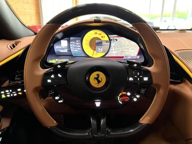 صورة مصغرة 23 لـ 2021 Ferrari ROMA