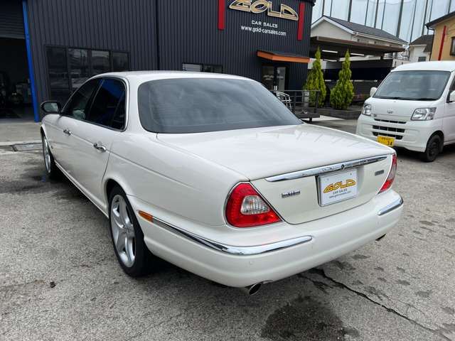 صورة مصغرة 14 لـ 2007 Jaguar XJ