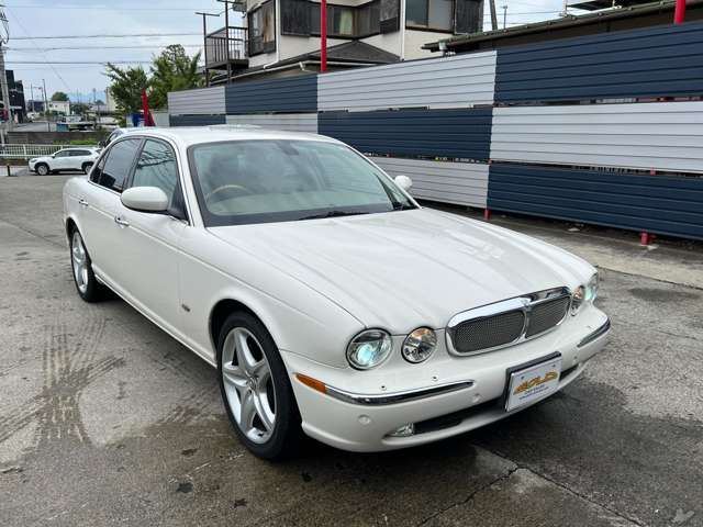 صورة مصغرة 2 لـ 2007 Jaguar XJ