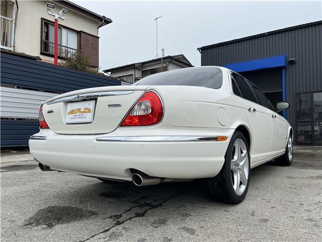 صورة مصغرة 18 لـ 2007 Jaguar XJ