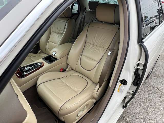 صورة مصغرة 23 لـ 2007 Jaguar XJ