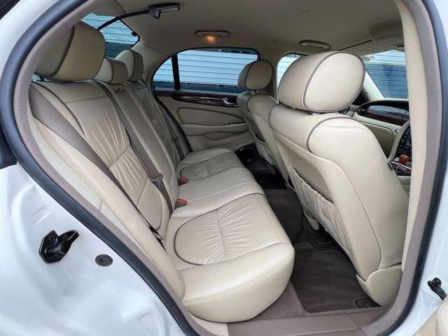 صورة مصغرة 26 لـ 2007 Jaguar XJ
