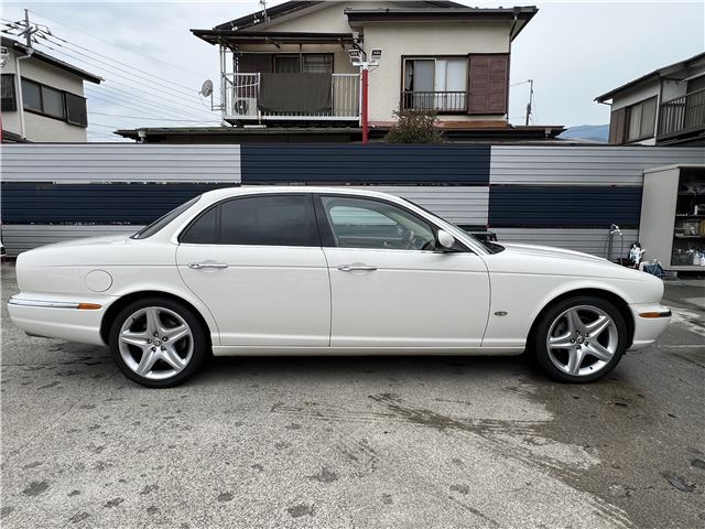 صورة مصغرة 10 لـ 2007 Jaguar XJ