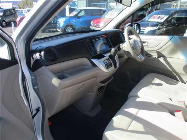 صورة مصغرة 17 لـ 2013 Honda N-WGN
