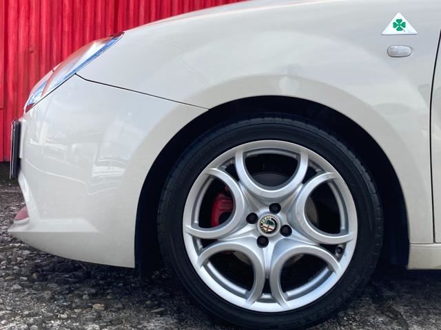 2010 ALFA Romeo MITO thumbnail 11