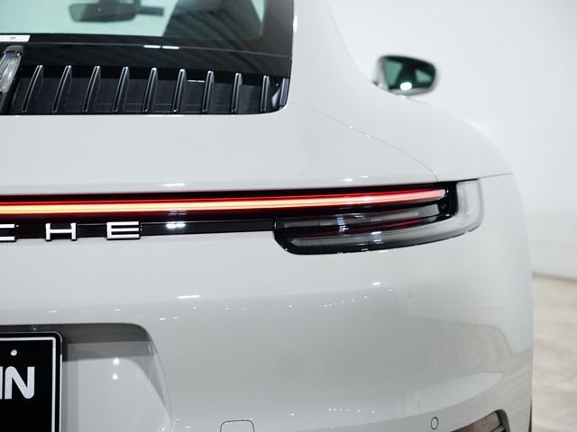 صورة مصغرة 13 لـ 2024 Porsche 911