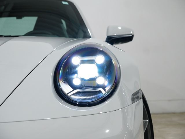 صورة مصغرة 7 لـ 2024 Porsche 911