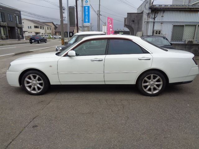 صورة 8 لـ 2001 Nissan GLORIA