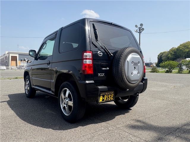 صورة 2 لـ 2009 Nissan KICKS