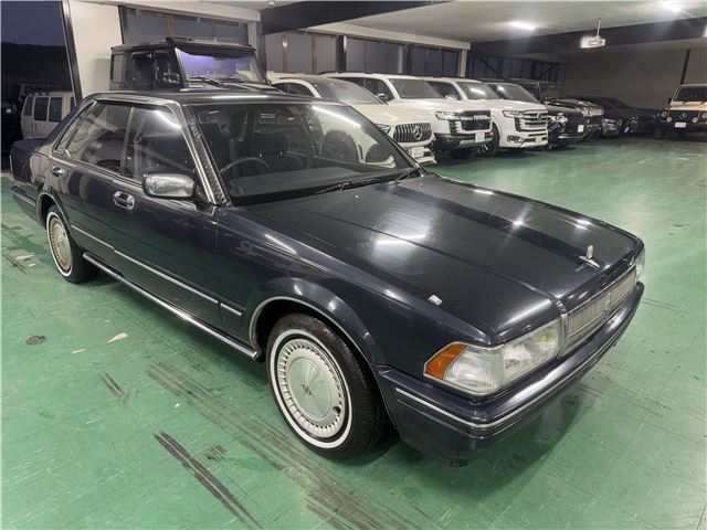 1989 Nissan CEDRIC 照片 1