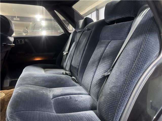صورة مصغرة 19 لـ 1989 Nissan CEDRIC