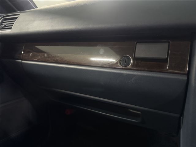 صورة مصغرة 37 لـ 1989 Nissan CEDRIC