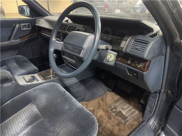 1989 Nissan CEDRIC 照片 9
