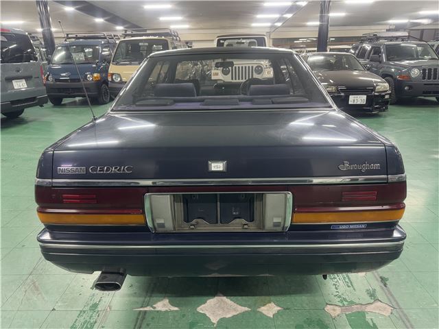1989 Nissan CEDRIC 照片 5