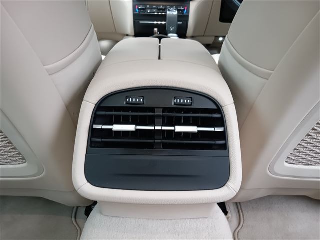 صورة مصغرة 24 لـ 2022 Maserati GHIBLI