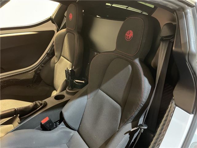 صورة مصغرة 13 لـ 2015 ALFA Romeo 4C