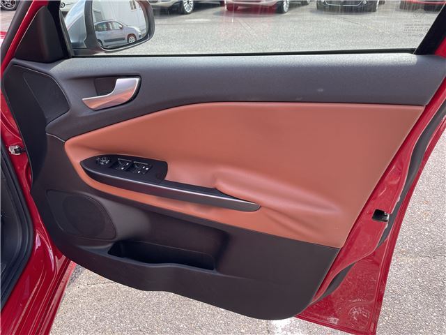 2016 ALFA Romeo GIULIETTA — миниатюра 48
