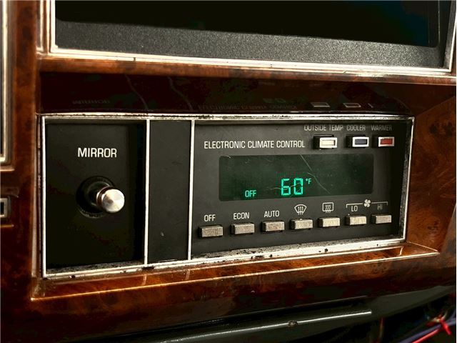 2000 Cadillac FLEETWOOD — миниатюра 15