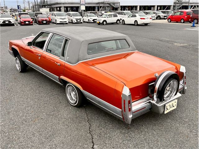 صورة 2 لـ 2000 Cadillac FLEETWOOD