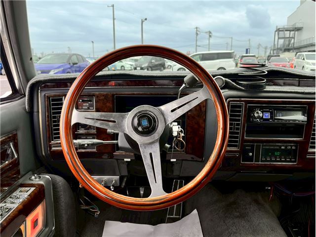 2000 Cadillac FLEETWOOD — миниатюра 19