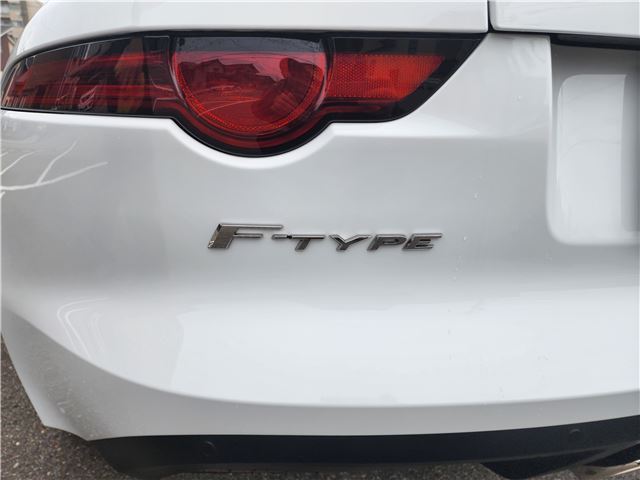 2018 Jaguar F-TYPE — миниатюра 40