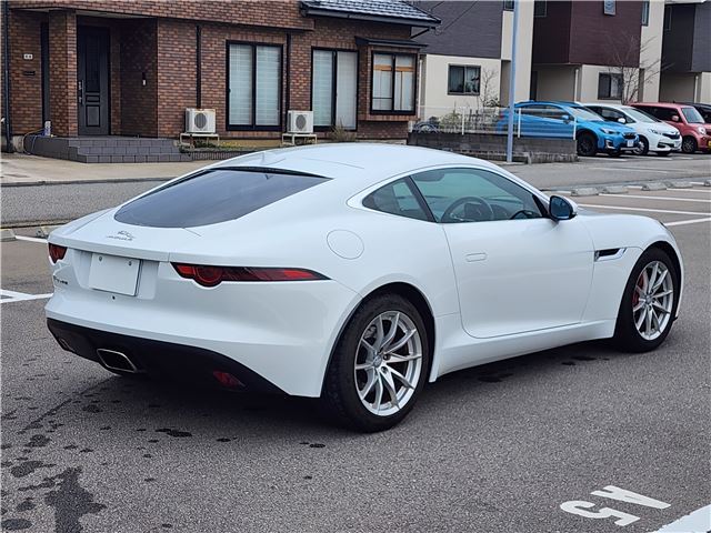 2018 Jaguar F-TYPE — миниатюра 8