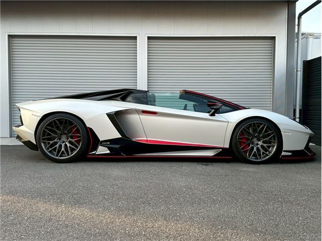صورة مصغرة 19 لـ 2015 Lamborghini AVENTADOR