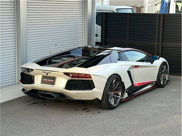 صورة مصغرة 23 لـ 2015 Lamborghini AVENTADOR