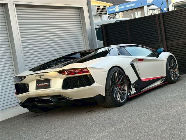 صورة مصغرة 26 لـ 2015 Lamborghini AVENTADOR