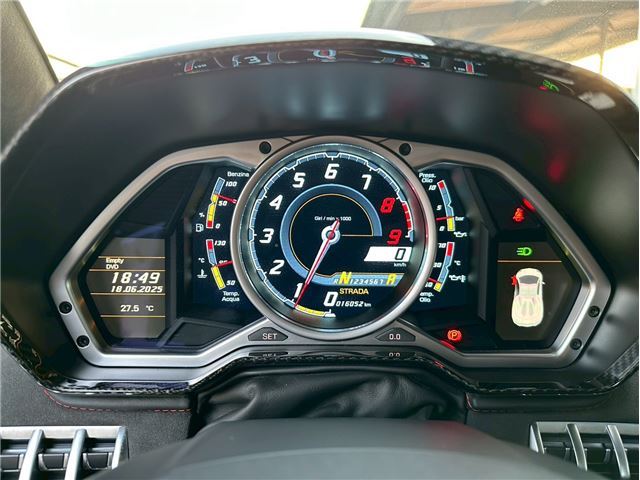 صورة مصغرة 38 لـ 2015 Lamborghini AVENTADOR
