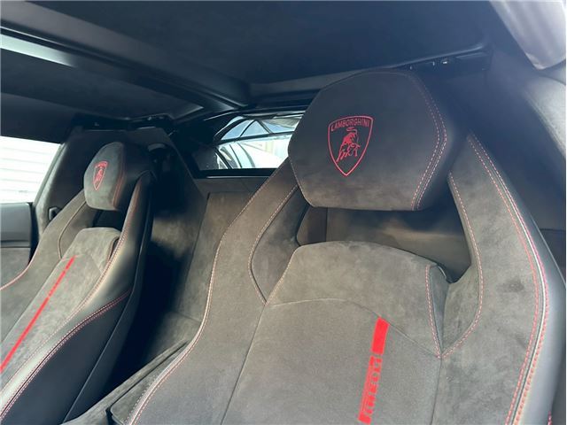 صورة مصغرة 46 لـ 2015 Lamborghini AVENTADOR