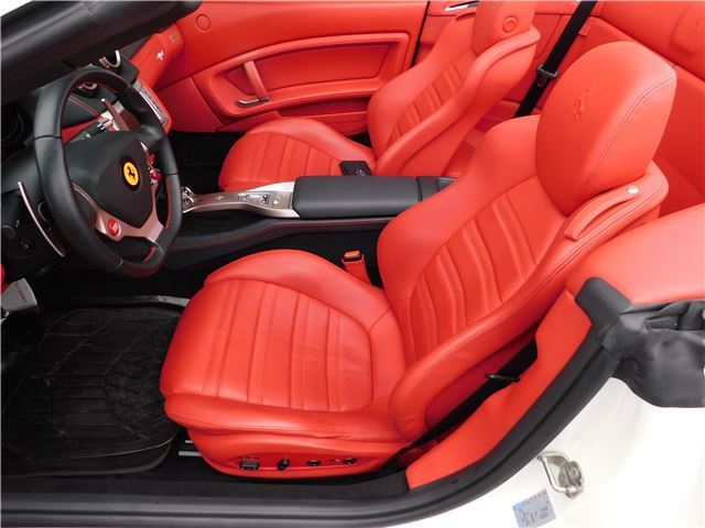 صورة مصغرة 29 لـ 2009 Ferrari CALIFORNIA