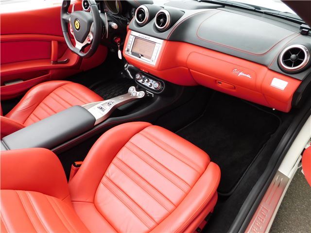 صورة مصغرة 37 لـ 2009 Ferrari CALIFORNIA