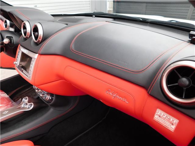 صورة مصغرة 38 لـ 2009 Ferrari CALIFORNIA
