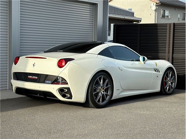 صورة مصغرة 10 لـ 2009 Ferrari CALIFORNIA