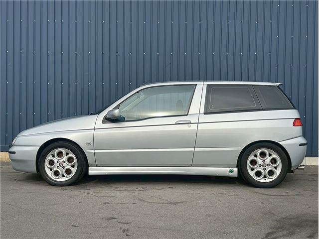 صورة 3 لـ 2000 ALFA Romeo ALFA 145