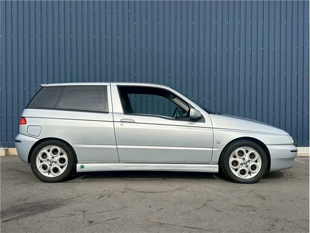 صورة 4 لـ 2000 ALFA Romeo ALFA 145