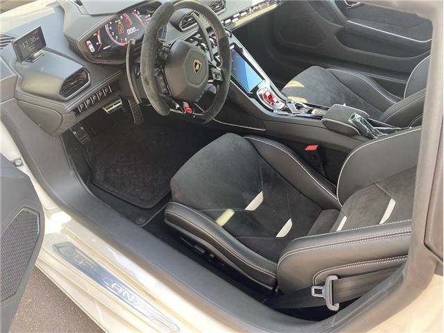صورة 6 لـ 2020 Lamborghini HURACAN