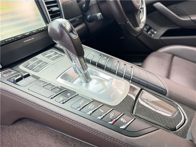 صورة مصغرة 14 لـ 2016 Porsche PANAMERA