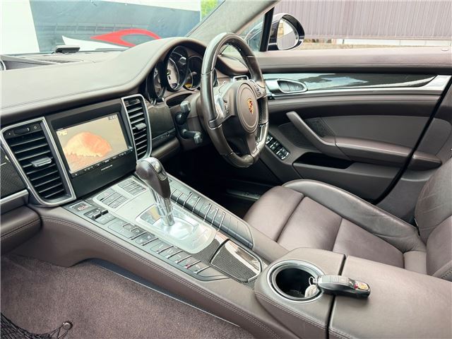 صورة مصغرة 13 لـ 2016 Porsche PANAMERA